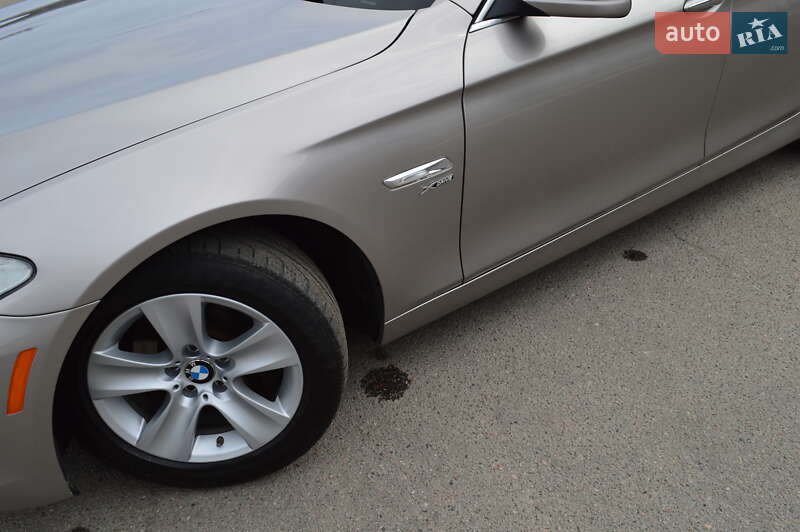 Седан BMW 5 Series 2012 в Полтаві