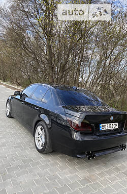 Седан BMW 5 Series 2005 в 