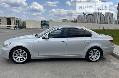 Седан BMW 5 Series 2009 в Киеве