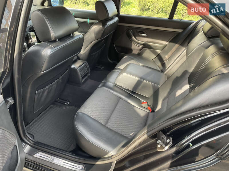 Седан BMW 5 Series 2002 в Шполе