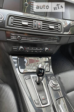 Седан BMW 5 Series 2010 в Киеве