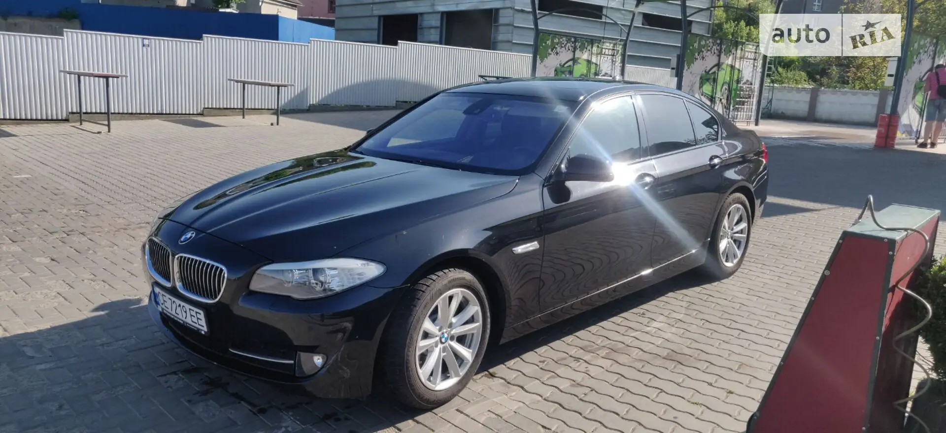 2011 BMW 5er - фото 1