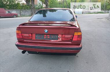 Седан BMW 5 Series 1990 в Дніпрі