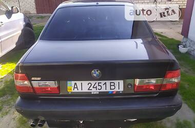 Седан BMW 5 Series 1992 в Шацке