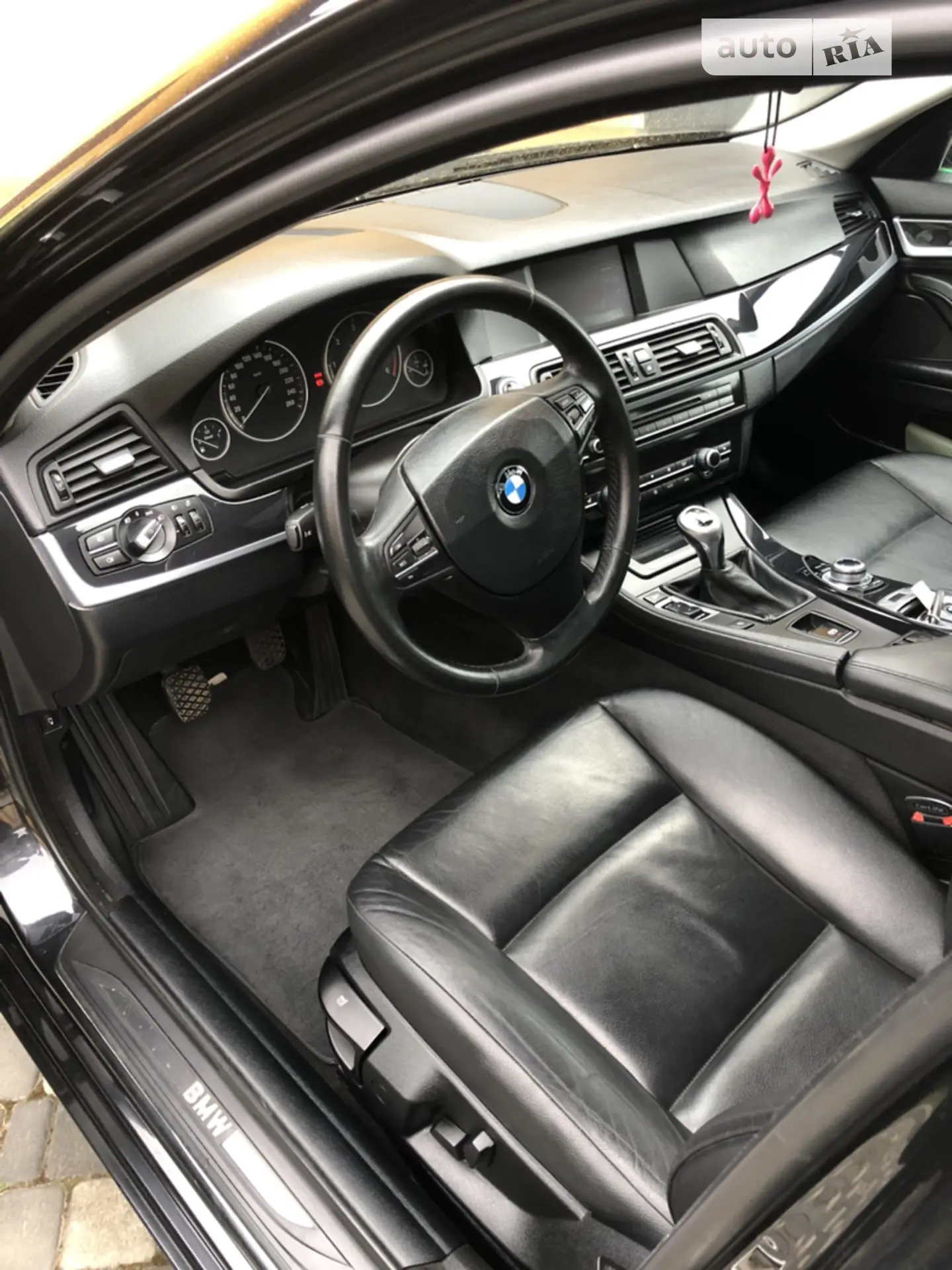 2012 BMW 5er - мініатюра 18