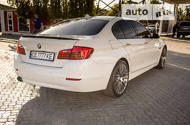 Седан BMW 5 Series 2014 в Чернівцях