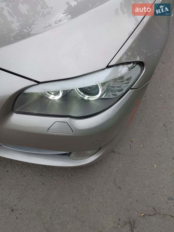 Седан BMW 5 Series 2012 в Полтаві