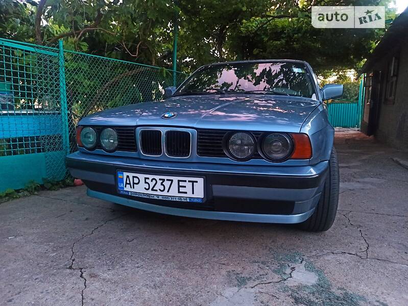 Седан BMW 5 Series 1988 в Запоріжжі