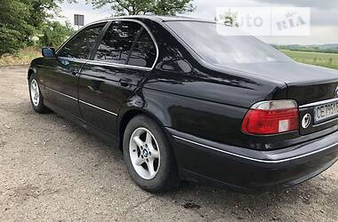 Седан BMW 5 Series 1997 в Чернівцях