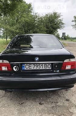 Седан BMW 5 Series 1997 в Чернівцях