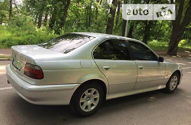 Седан BMW 5 Series 2003 в Черновцах