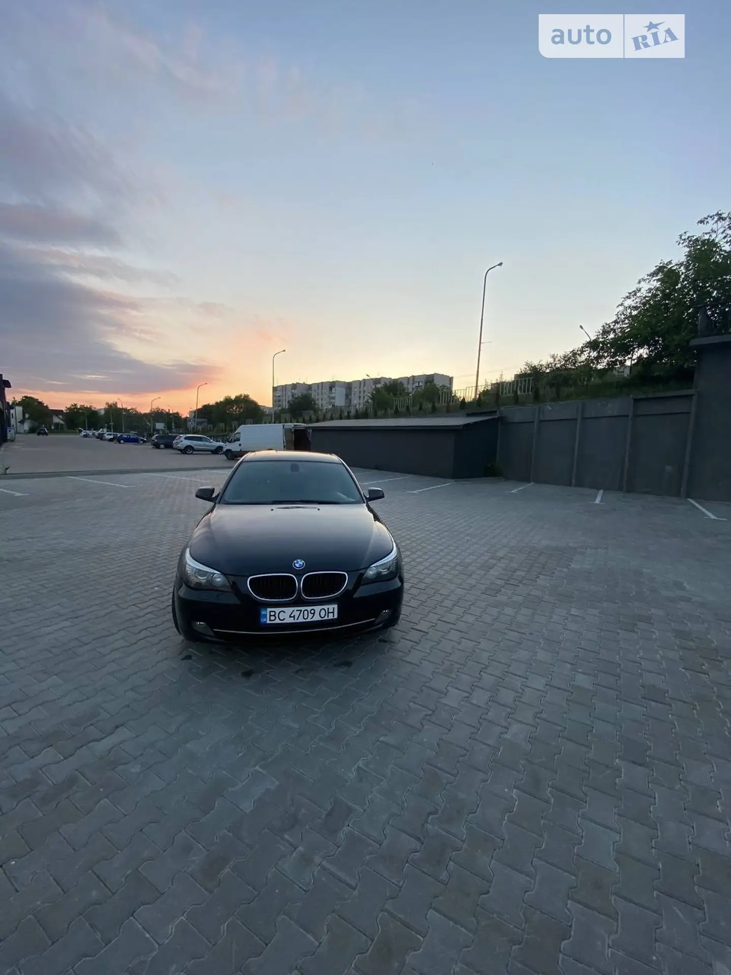 2010 BMW 5er - мініатюра 2