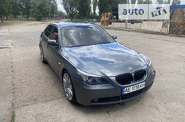 Седан BMW 5 Series 2006 в Покрове