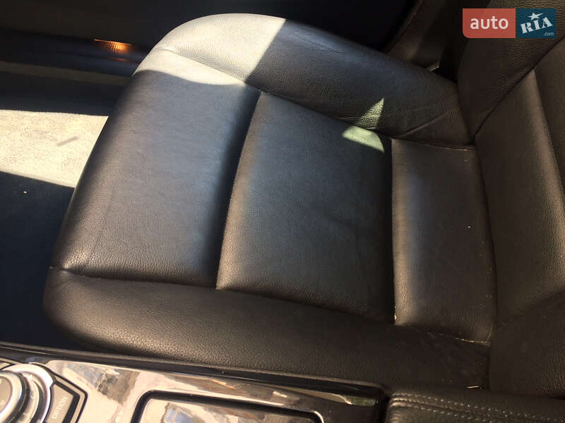 Седан BMW 5 Series 2011 в Запоріжжі