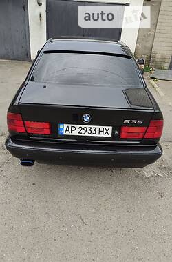 Седан BMW 5 Series 1988 в Запоріжжі