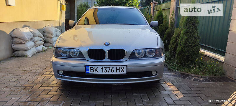 Универсал BMW 5 Series 2002 в Ровно