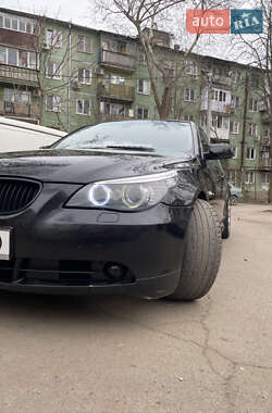 Седан BMW 5 Series 2009 в 