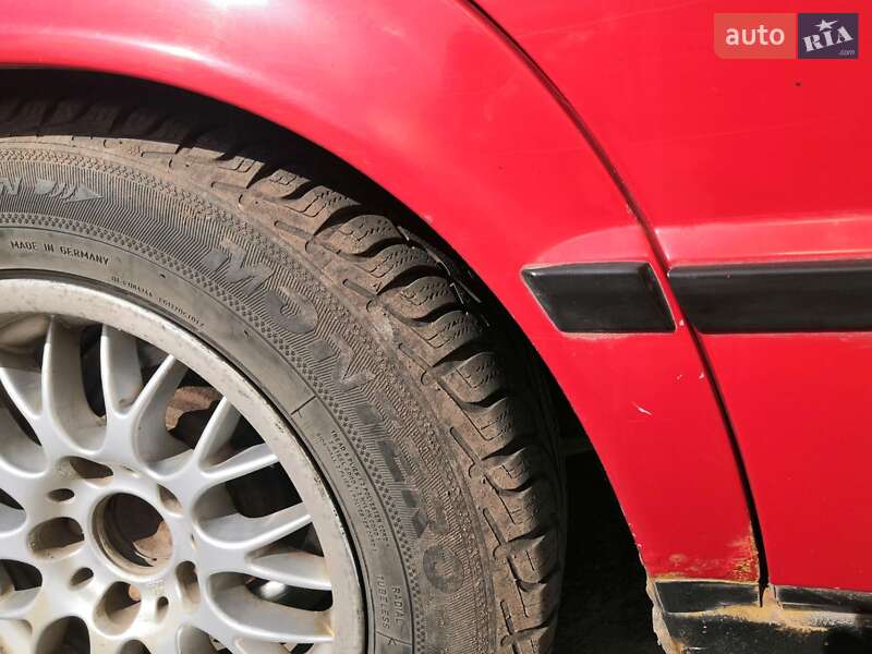 Седан BMW 5 Series 1989 в Прилуках