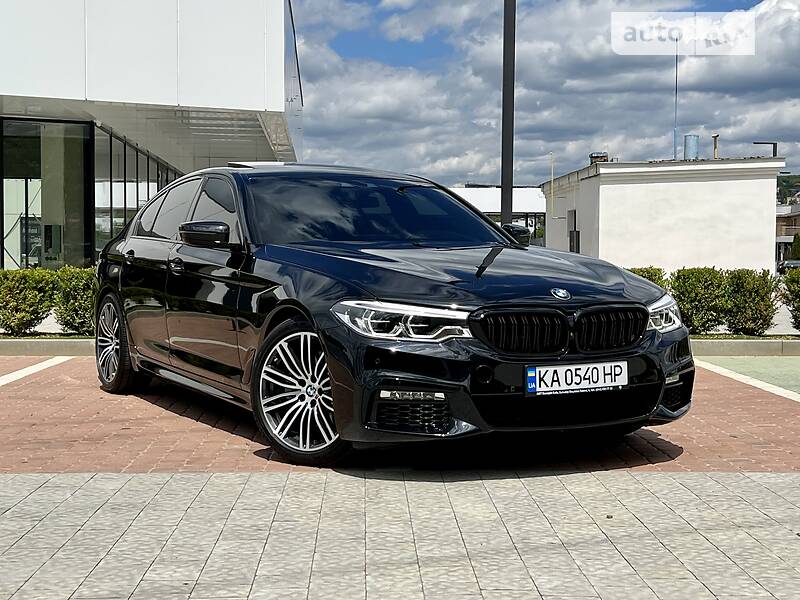 Седан BMW 5 Series 2018 в Ужгороде