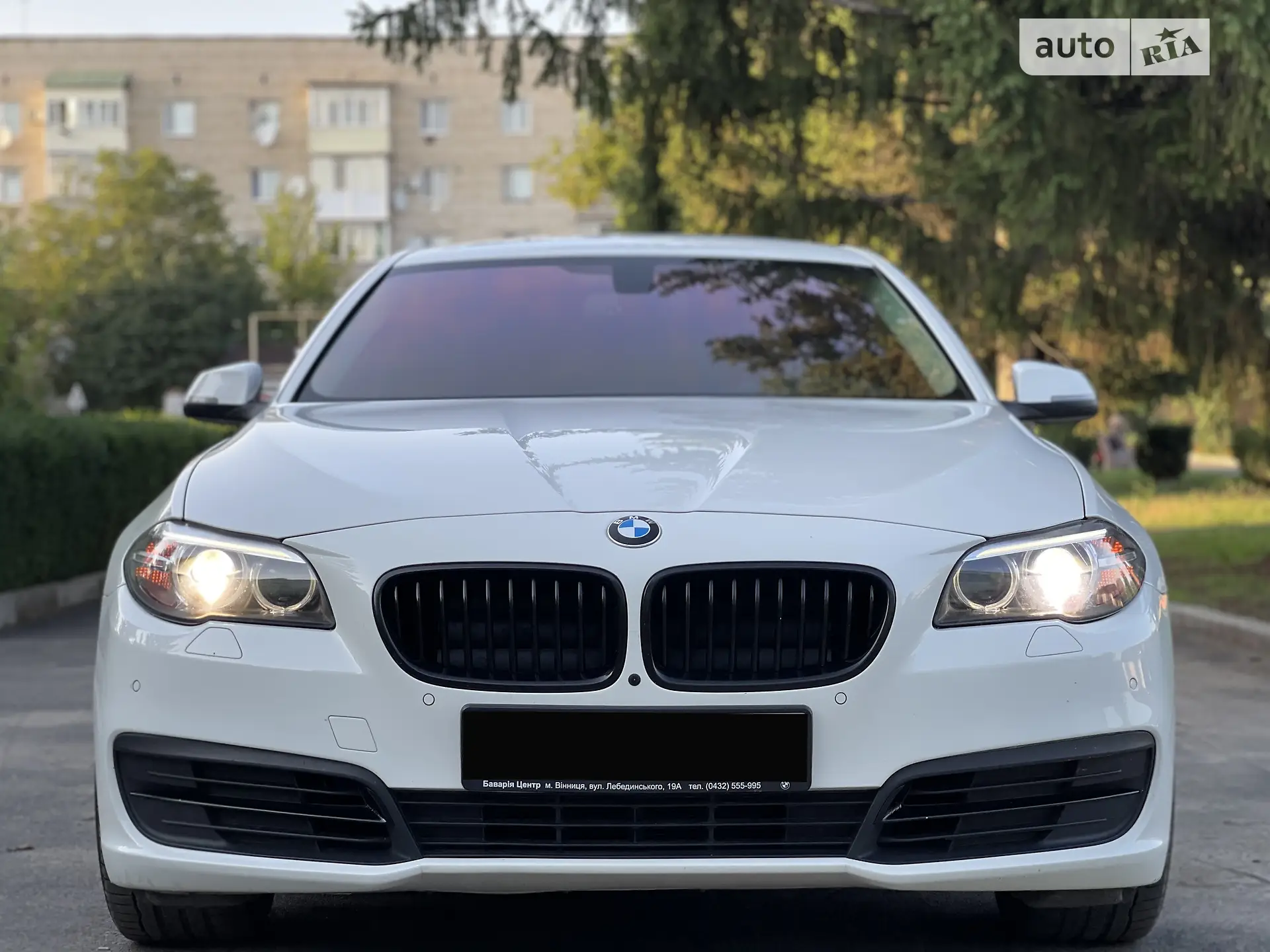 2014 BMW 5er - мініатюра 2