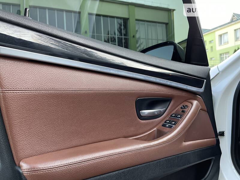 Седан BMW 5 Series 2014 в Тульчине фото 16 Седан BMW 5 Series 2014 в Тульчине