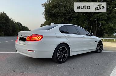 Седан BMW 5 Series 2014 в Тульчине
