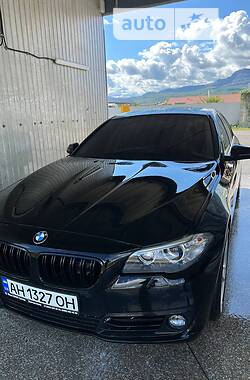 Седан BMW 5 Series 2013 в Ужгороде