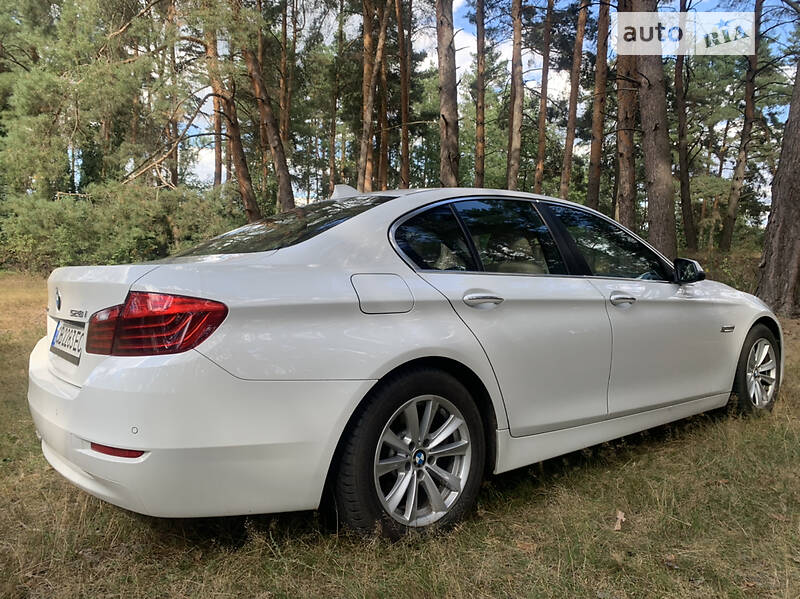 Седан BMW 5 Series 2016 в Києві