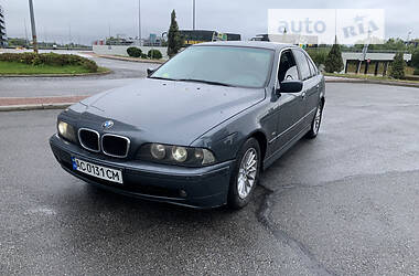 Седан BMW 5 Series 2001 в Львові