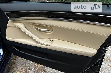 Седан BMW 5 Series 2016 в 