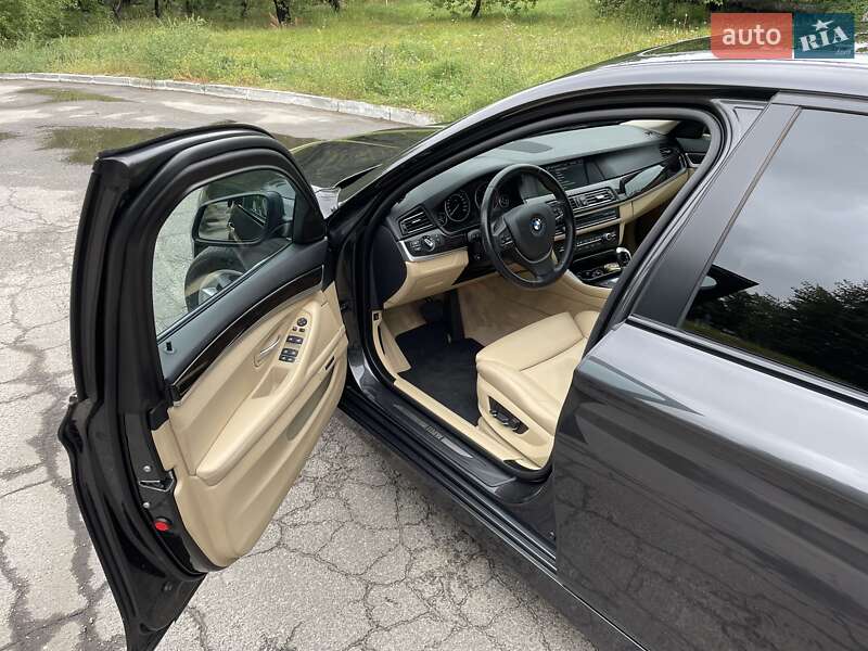 Седан BMW 5 Series 2011 в Киеве