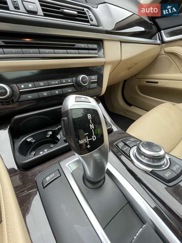 Седан BMW 5 Series 2011 в Киеве