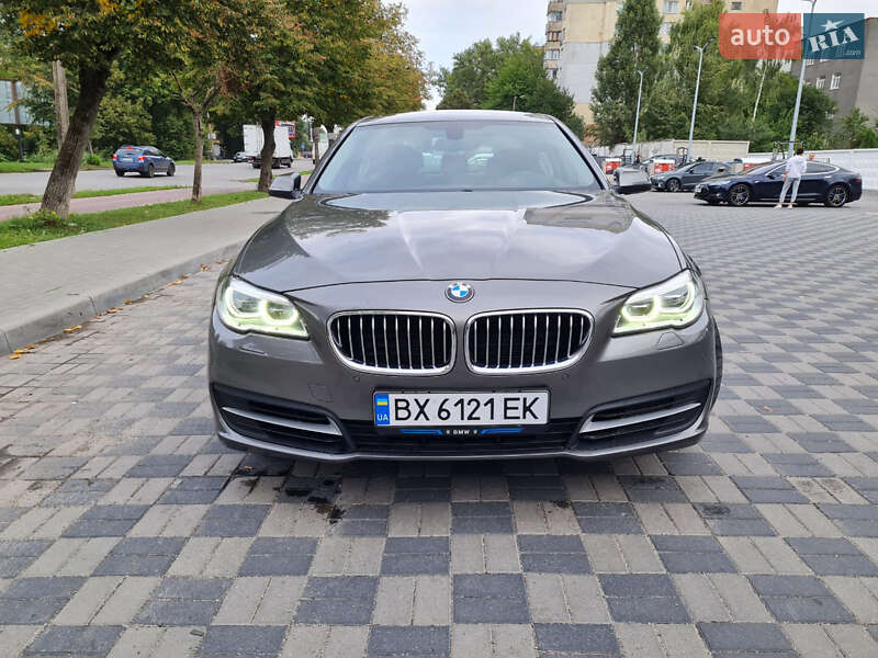 Седан BMW 5 Series 2014 в Хмельницькому