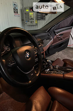 Седан BMW 5 Series 2013 в Львове