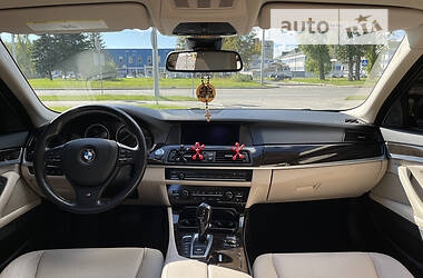 Седан BMW 5 Series 2012 в Львові