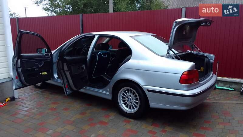 Седан BMW 5 Series 1998 в Баранівці