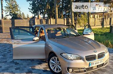 Универсал BMW 5 Series 2016 в Староконстантинове