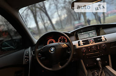 Седан BMW 5 Series 2005 в 