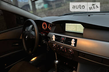 Седан BMW 5 Series 2005 в 