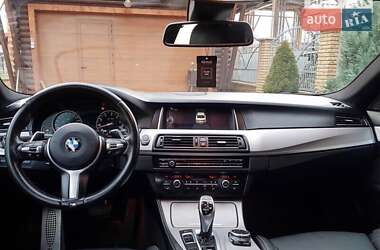 Седан BMW 5 Series 2015 в Рахове