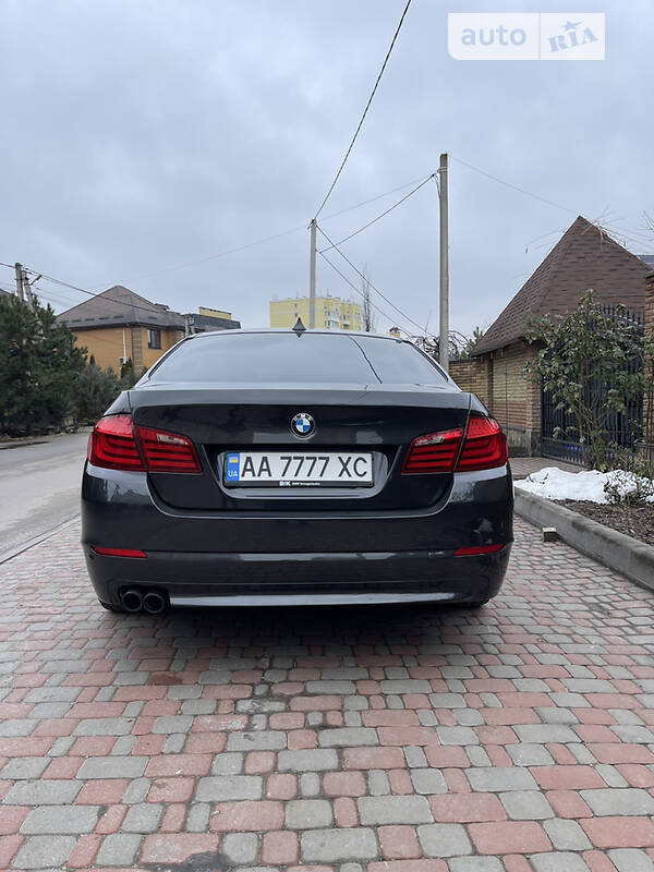 Седан BMW 5 Series 2012 в Києві