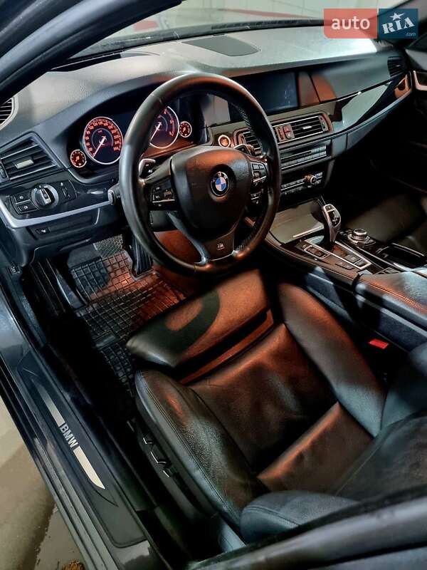 Седан BMW 5 Series 2013 в Ровно