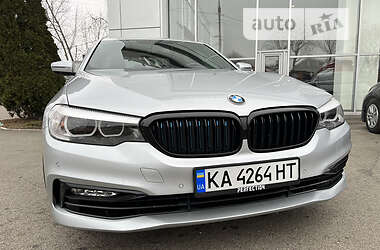 Седан BMW 5 Series 2017 в Киеве