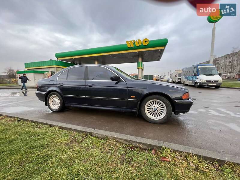 Седан BMW 5 Series 1999 в Бориславі