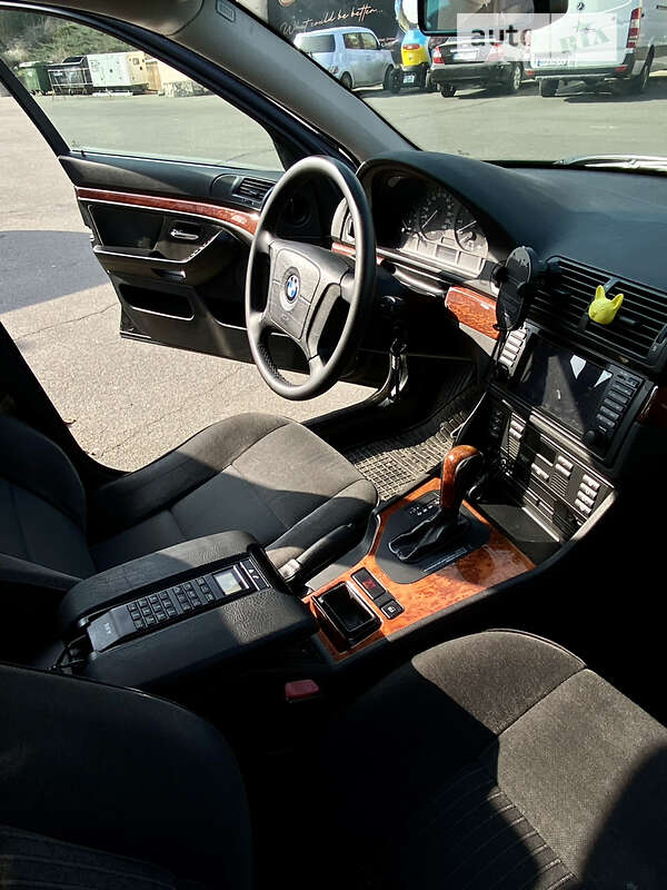 Седан BMW 5 Series 1998 в Одессе