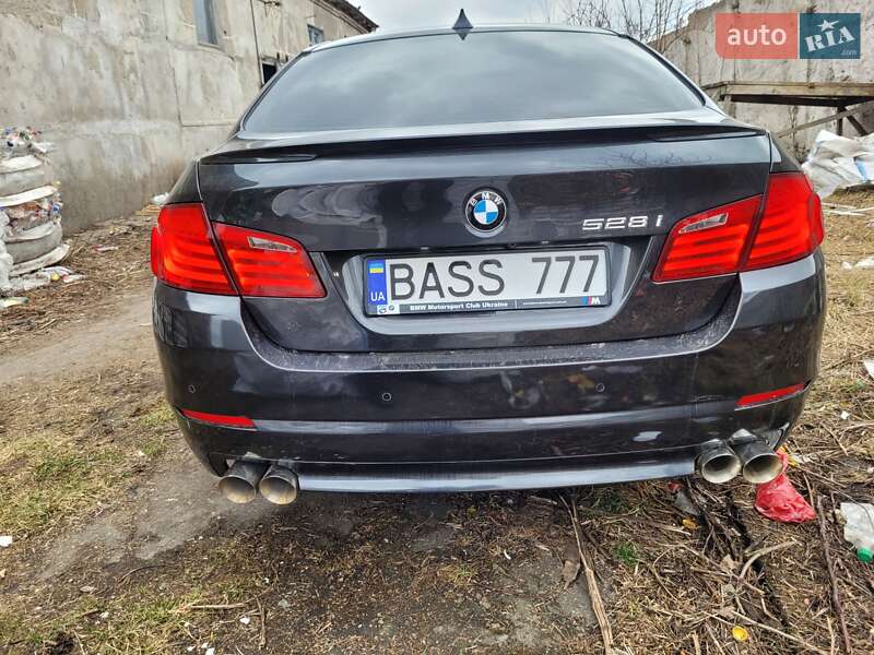 Седан BMW 5 Series 2011 в Хмельницькому