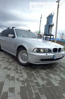 Универсал BMW 5 Series 2001 в Тячеве