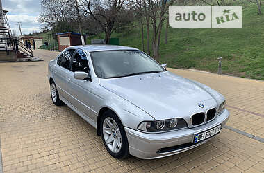 Седан BMW 5 Series 2001 в Черноморске