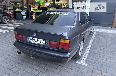 Седан BMW 5 Series 1991 в Ізмаїлі