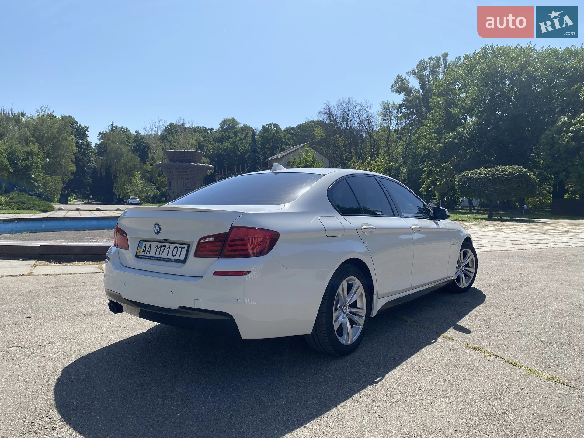 2011 BMW 5er - мініатюра 9